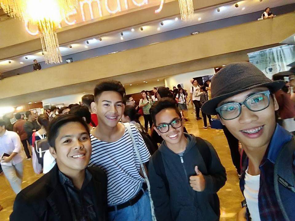 Julius Cervancia with his students in Cinemalaya